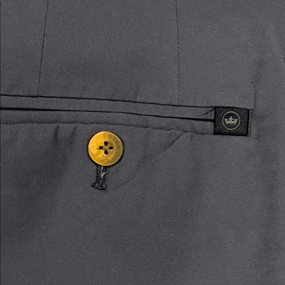 Peter Millar Crown Crafted navy golf shorts- Men’s 34 - Picture 4 of 4